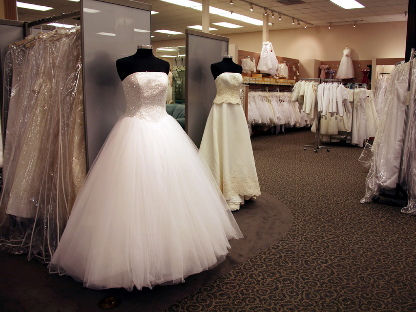 wedding-dress-preservation-sioux-falls-sd-dakota-dry-cleaners